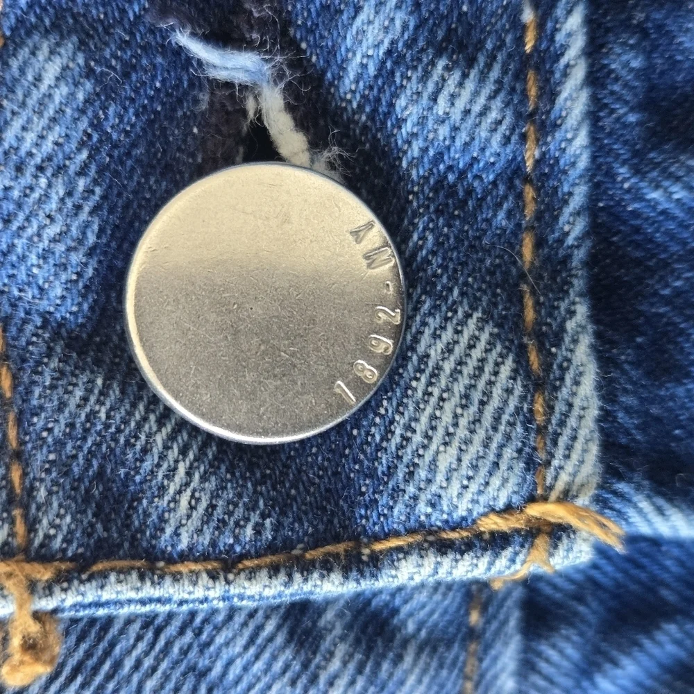 Abercrombie & Fitch Annie High-Rise Jean Short Size 25 - Picture 5 of 8